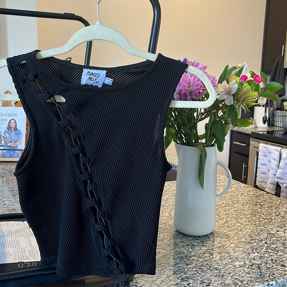 Princess Polly top